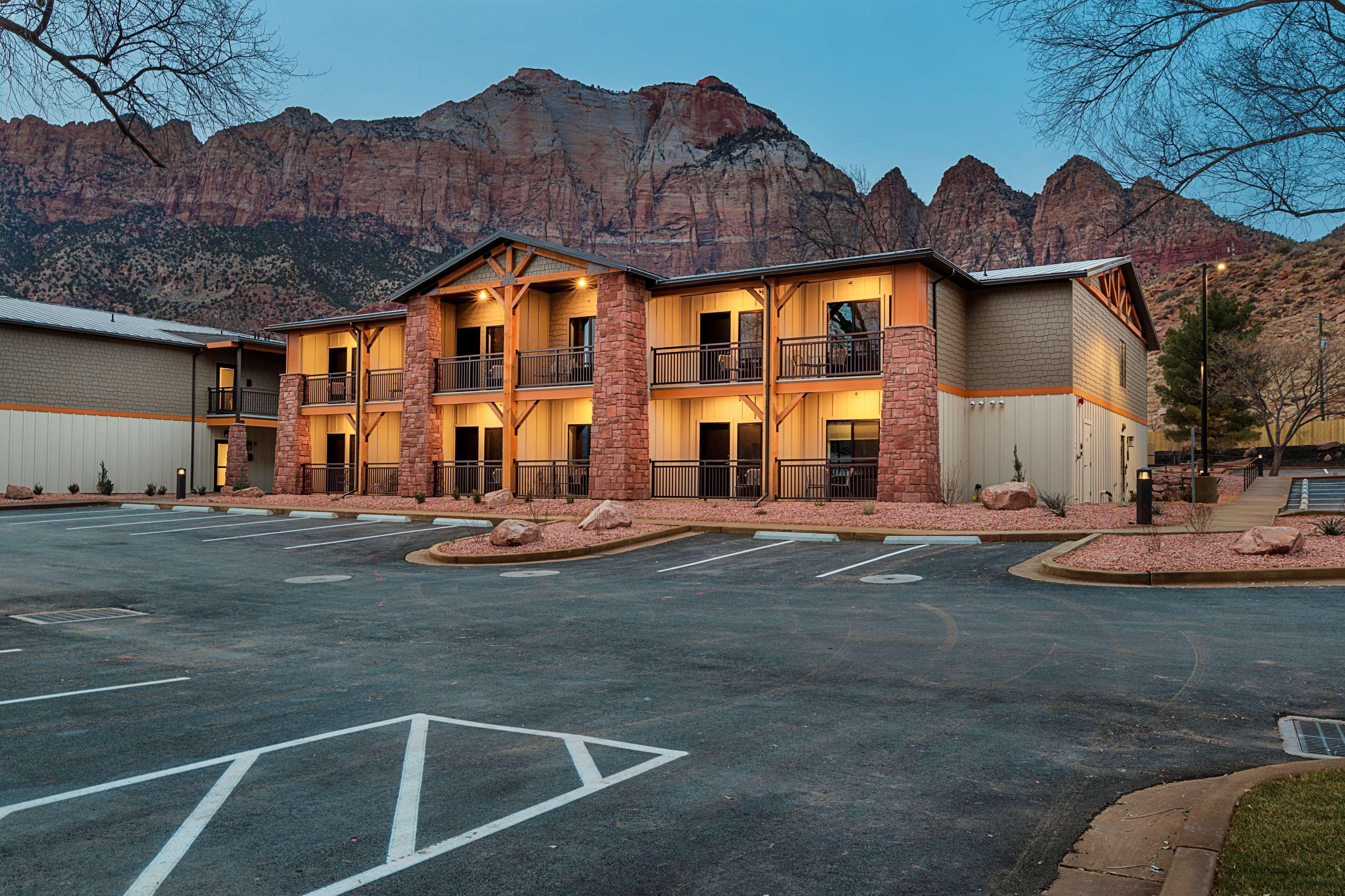 Best Western Plus Zion Canyon Inn & Suites Springdale Eksteriør billede